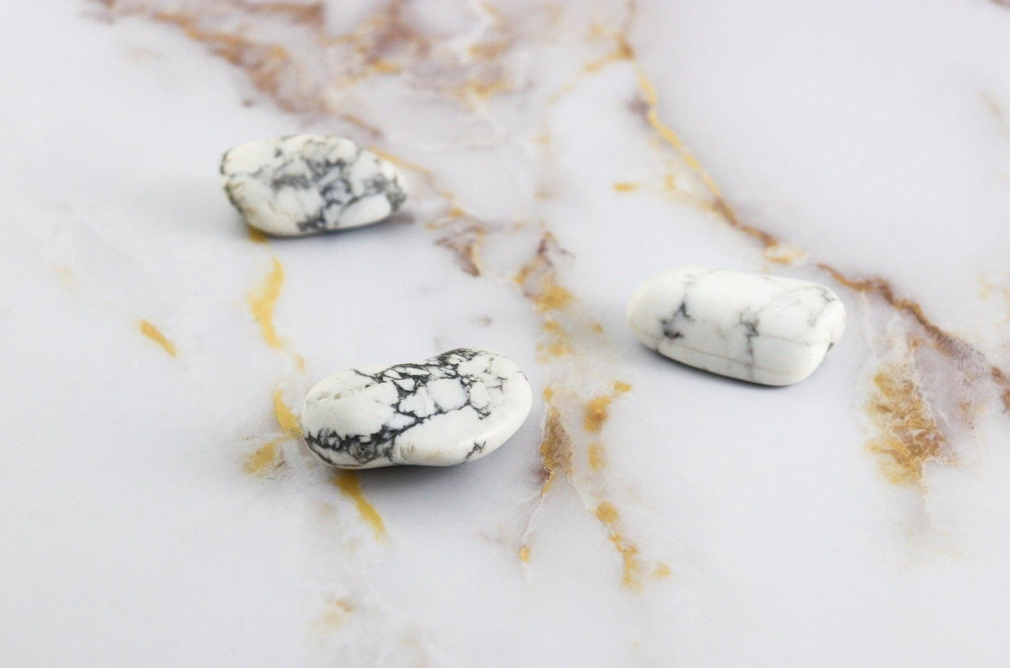 Pierre roulée en Howlite